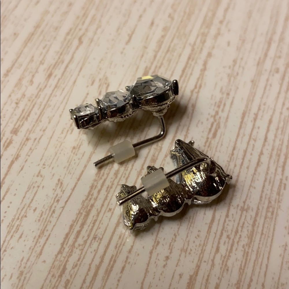 Diamond earrings - Picture 3 of 3